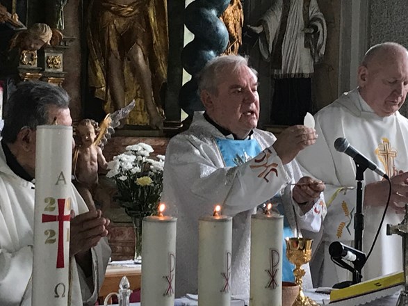 Mons. Andrija Kišiček proslavio je zlatni jubilej - 50. godina svećeništva